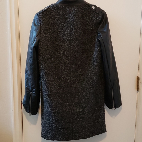 Coat - Picture 2 of 5